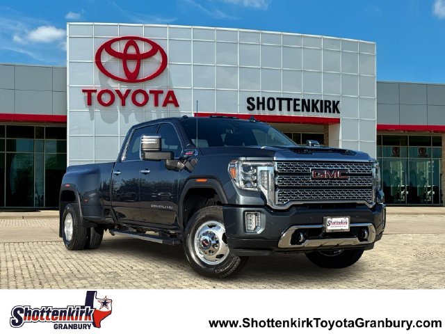 Used 2020 GMC Sierra 3500 Denali w/ Technology Package AWD/4WD image 1