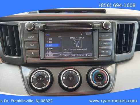 Used 2015 Toyota RAV4 LE AWD/4WD image 12
