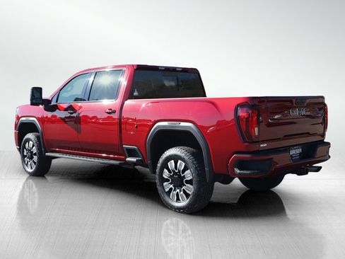 Used 2023 GMC Sierra 2500 AT4 w/ AT4 Preferred Package AWD/4WD image 3