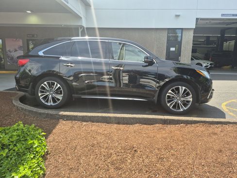 Used 2019 Acura MDX SH-AWD w/ Technology Package image 9