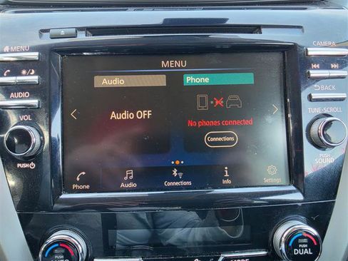 Used 2020 Nissan Murano SV image 34