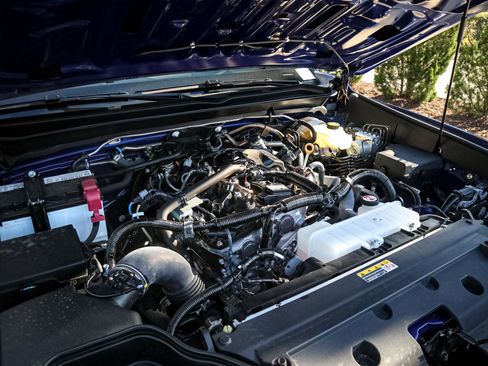 Used 2025 Toyota Tacoma SR5 image 32