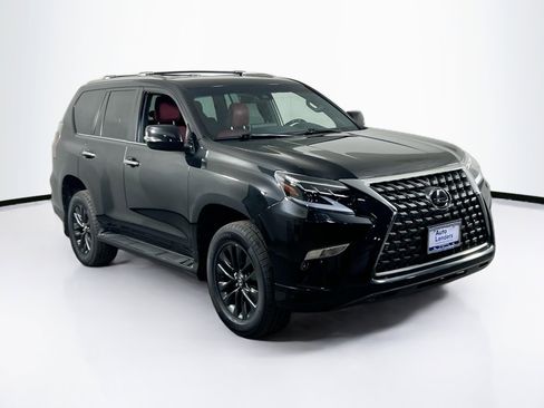 Used 2023 Lexus GX 460 Premium image 3