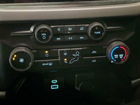 Used 2024 Ford F150 XL image 16