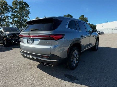 New 2026 Buick Enclave Preferred w/ Super Cruise Package image 8