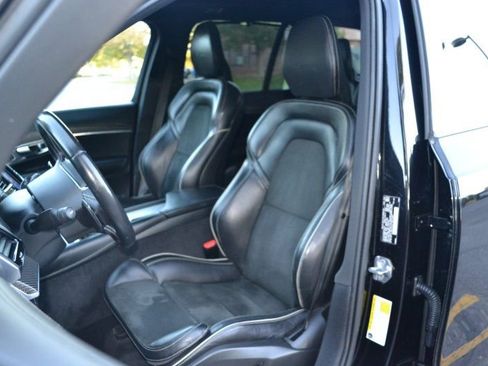 Used 2019 Volvo XC90 T6 R-Design w/ Protection Package image 26