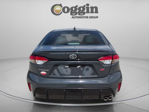 Used 2026 Toyota Corolla SE FWD image 5