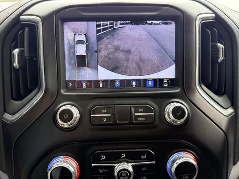 Used 2023 GMC Sierra 2500 AT4 w/ AT4 Premium Plus Package AWD/4WD image 28
