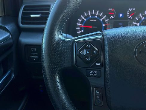 Used 2018 Toyota 4Runner TRD Pro AWD/4WD image 11