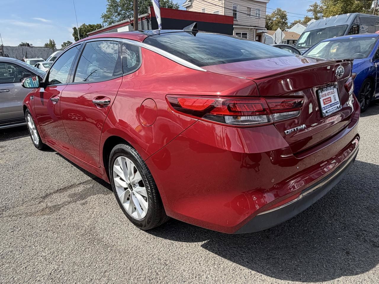 Used 2018 Kia Optima S w/ Panoramic Sunroof Package FWD image 8