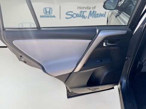 Used 2014 Toyota RAV4 Limited image 25