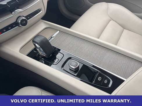 Certified 2023 Volvo XC60 B5 Plus w/ Protection Package FWD image 19