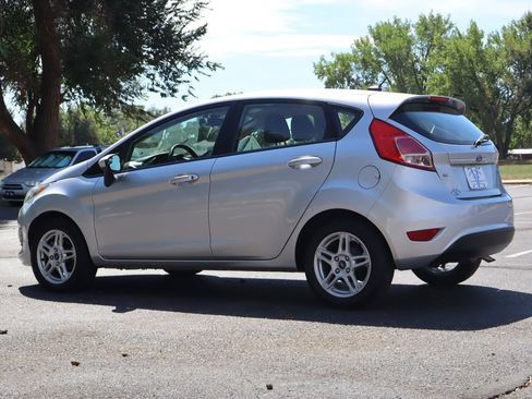 Used 2017 Ford Fiesta SE FWD image 7