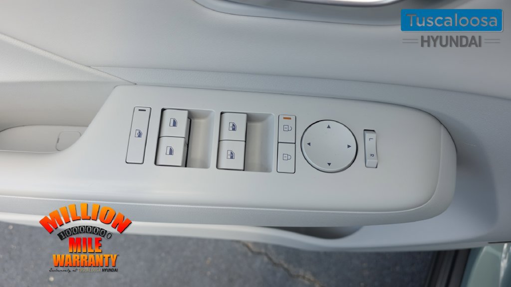 Used 2024 Hyundai Kona Limited AWD/4WD image 13