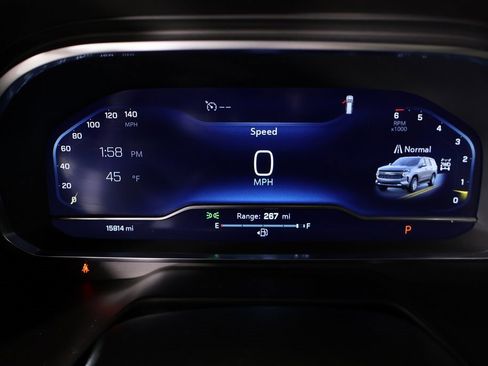 Used 2024 Chevrolet Tahoe Z71 w/ Luxury Package image 4