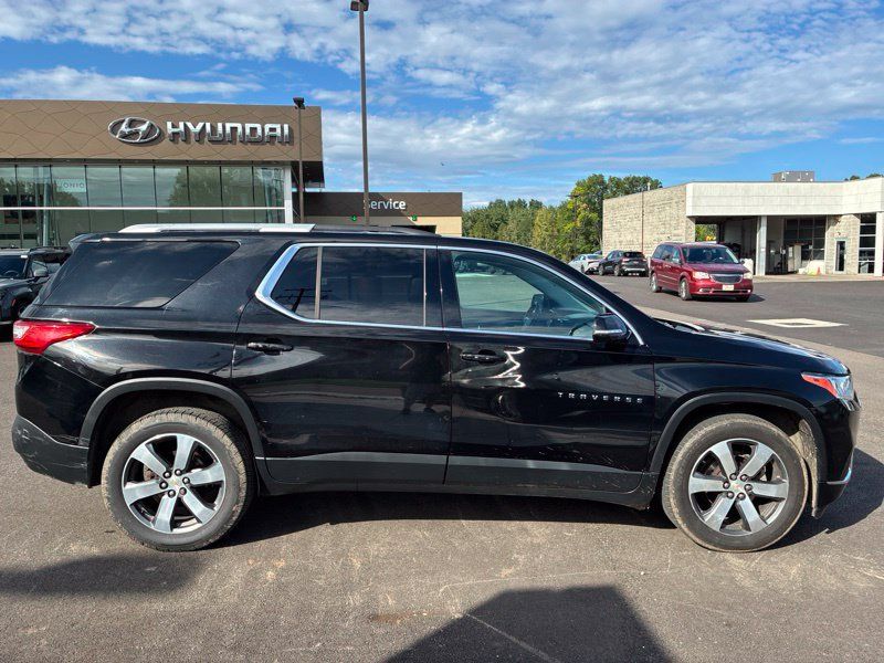 Used 2018 Chevrolet Traverse LT AWD/4WD image 6