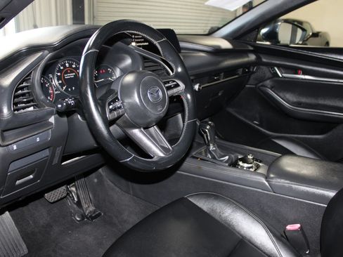 Used 2021 MAZDA MAZDA3 s FWD image 21