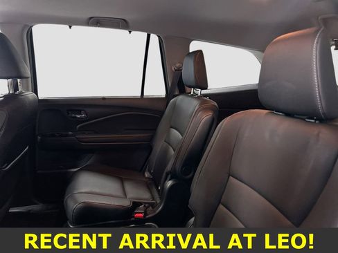 Used 2021 Honda Pilot Touring image 24