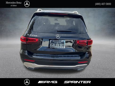 Used 2022 Mercedes-Benz GLB 250 image 5