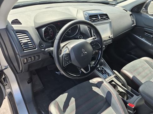 Used 2024 Mitsubishi Outlander Sport SE AWD/4WD image 16