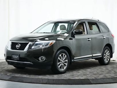 Used 2015 Nissan Pathfinder SL w/ SL Premium Package