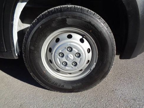 Used 2023 RAM ProMaster 2500 w/ Driver Convenience Group image 26