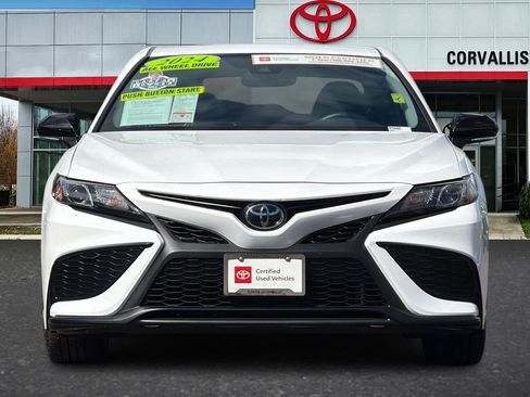 Certified 2024 Toyota Camry SE w/ Convenience Package image 9