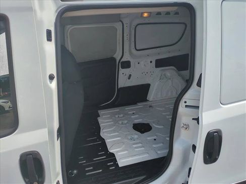 Used 2017 RAM ProMaster City Tradesman w/ Rear Back-up Camera Group FWD image 18