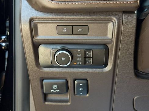 Used 2024 Ford Expedition King Ranch AWD/4WD image 48