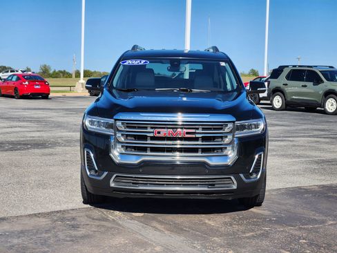 Used 2023 GMC Acadia SLT image 6