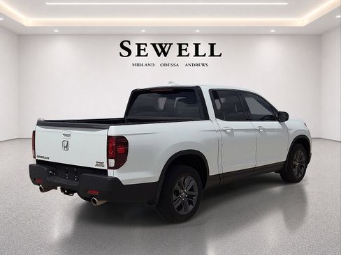 Used 2021 Honda Ridgeline Sport image 4