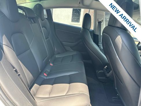 Used 2022 Tesla Model 3 Long Range AWD/4WD image 10