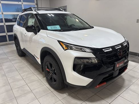 New 2026 Nissan Rogue SV w/ Rock Creek Premium Package image 5