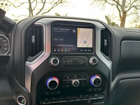 Used 2021 GMC Sierra 1500 SLT w/ SLT Premium Plus Package image 17