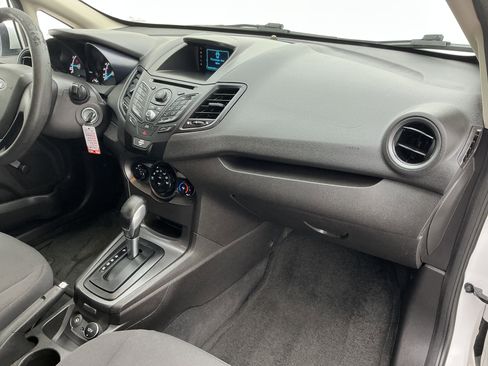 Used 2015 Ford Fiesta S image 22