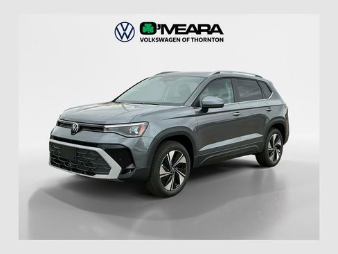 New 2025 Volkswagen Taos SE image 1