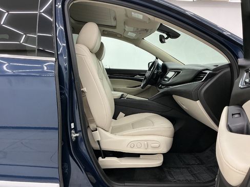 Used 2022 Buick Enclave Premium w/ Experience Buick Package FWD image 15
