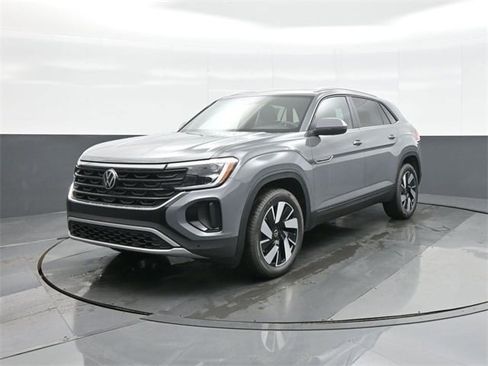 New 2026 Volkswagen Atlas Cross Sport SE image 3