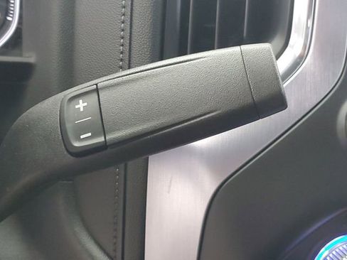 Used 2020 GMC Sierra 1500 SLT image 28