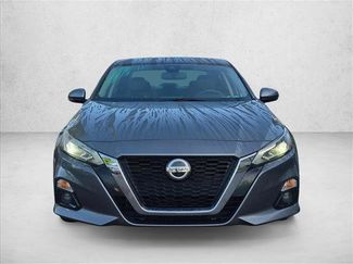 Used 2019 Nissan Altima 2.5 SL FWD video 2