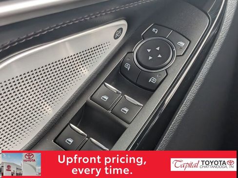 Used 2021 Ford Explorer Platinum w/ Equipment Group 601A image 15