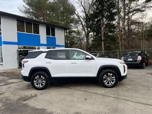 Certified 2025 Chevrolet Equinox LT w/ Safety and Technology Package image 7