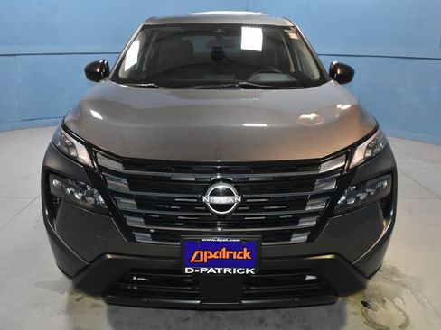 Certified 2024 Nissan Rogue S image 18