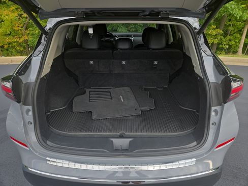 Certified 2024 Nissan Murano Platinum w/ Cargo Package image 10