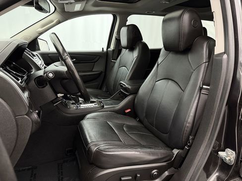 Used 2017 GMC Acadia Limited SLT image 9