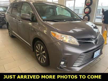 Used 2019 Toyota Sienna XLE Premium
