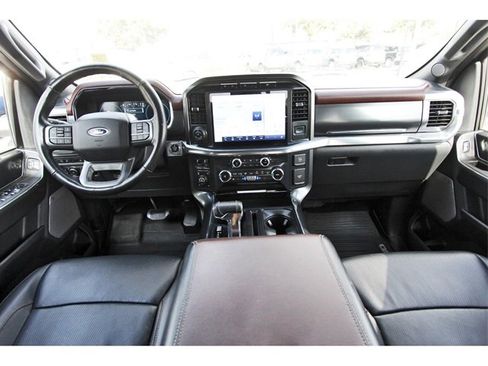 Used 2022 Ford F150 Lariat w/ Equipment Group 502A High image 8