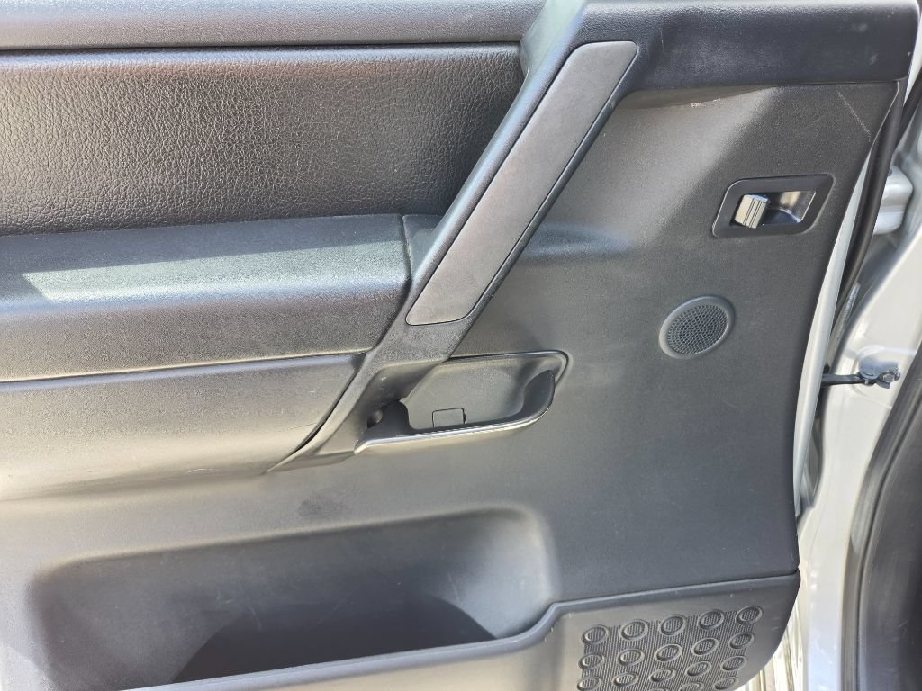 Used 2014 Nissan Titan SL AWD/4WD image 25