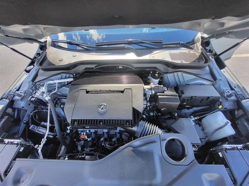 Used 2025 Acura MDX A-Spec image 10