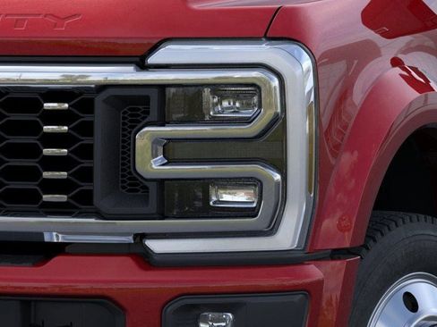 New 2026 Ford F450 Platinum image 42